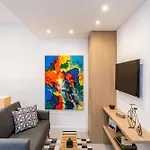 Studio Reformado A 500M Da Praia | Hc 827/307