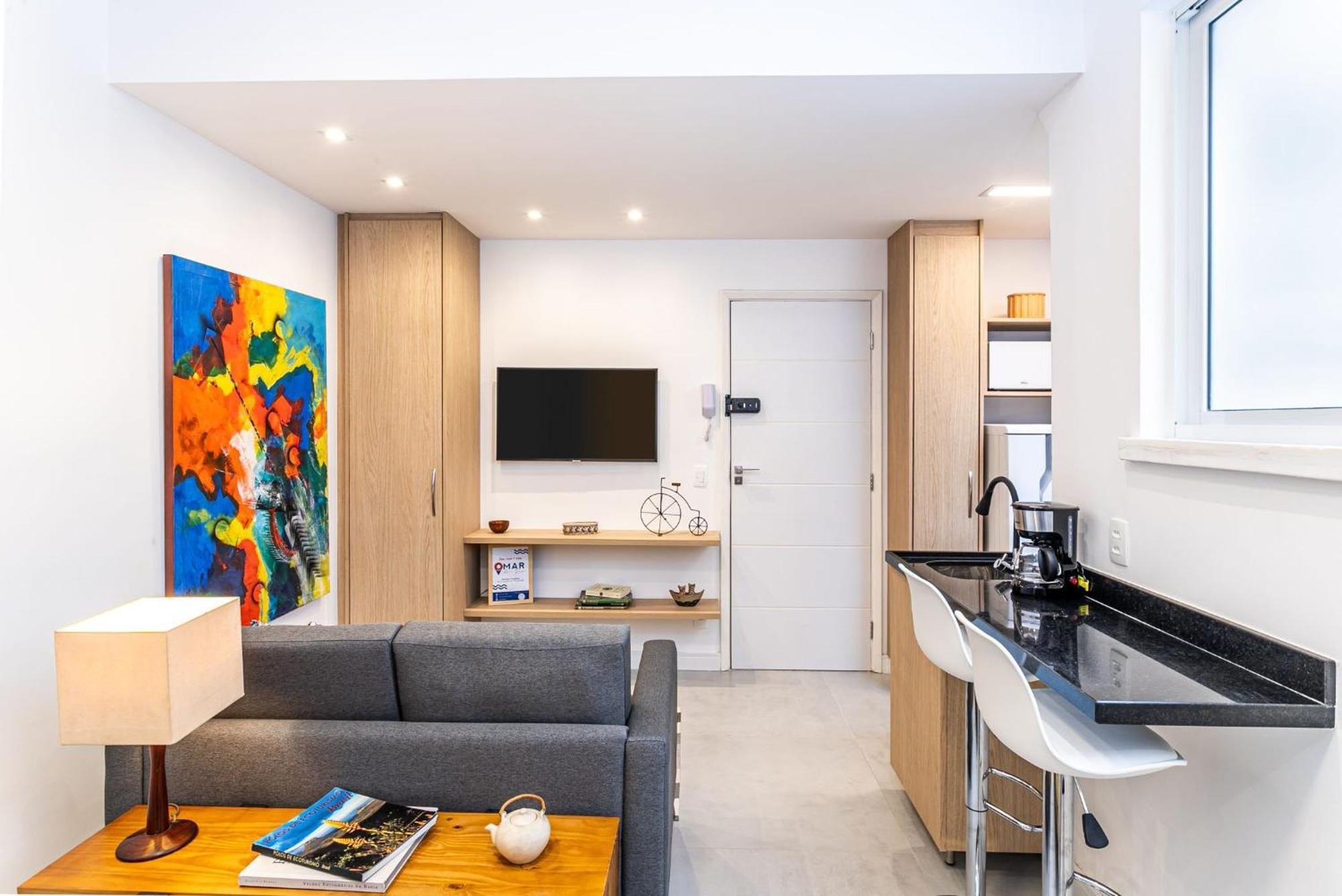 Reformado A 500m Da | Hc 827/307 Apartamento *